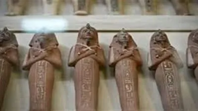 أمن القاهرة يضبط 100 قطعة فرعونية وسبيكة ذهب مقلدة بحوزة 6 أشخاص 