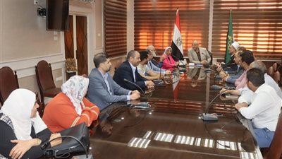 محافظ القليوبية يلتقي بالمشرفين الفائزين في بعثة حجاج الجمعيات الأهلية