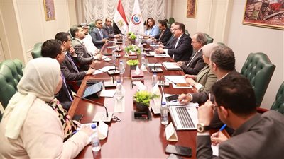 “عبدالغفار” يستقبل وفد مجموعة برجيل الطبية لبحث سبل التعاون المشترك بالقطاع الصحي