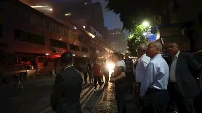 ننشر اللقطات الأولى من حريق الشركة القابضة للأدوية بوسط البلد