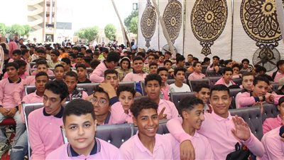 بدء المراجعات النهائية المجانية بحضور أكثر من 1700 طالب بالجيزة