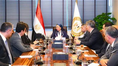 وزيرة البيئة تلتقي مجلس إدارة الجمعية المصرية لشباب الأعمال