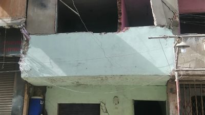 سقوط أجزاء من حوائط أحد العقارات دون خسائر بشبرا الخيمة