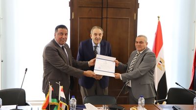 غرفة الإسكندرية تعقد اجتماع اللجنة الجمركية المصرية الليبية