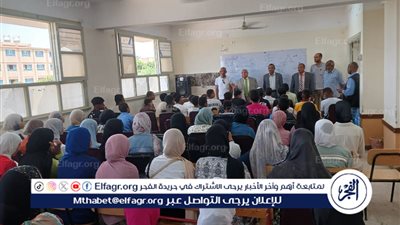 وكيل تعليم الأقصر يتابع محاضرات المراجعة النهائية لطلاب الشهادة الإعدادية