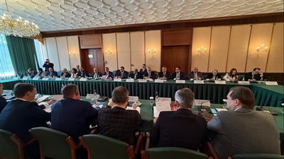 نتائج اجتماع وزير الاستثمار مع رؤساء عدد من كبرى الشركات والمجموعات الروسية