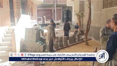 تركيب بلاط الإنترلوك فى شوارع مدينة البداري بأسيوط 