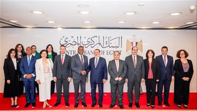 عاجل | محافظ البنك المركزي يستقبل وفدًا من صندوق النقد الدولي 