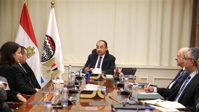 وزير قطاع الأعمال يستقبل وفد “بريتش بتروليوم” لمتابعة إعادة تشغيل مصنع الأنود بالعين السخنة