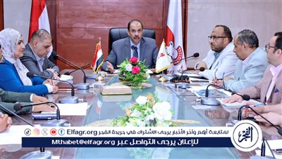 محافظ سوهاج: يعقد اجتماعًا لمتابعة الموقف التنفيذي لمشروع الصرف الصحي بقرية قلفاو