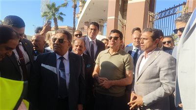 جولة تفقدية لوزير الشباب ومحافظ الدقهلية لأعمال التطوير بفندق نزل الشباب بتكلفة 135مليون جنيه