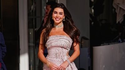 بإطلالة لافتة.. ياسمين صبري تتألق بفستان أنيق بلا أكمام في أحدث ظهور لها 