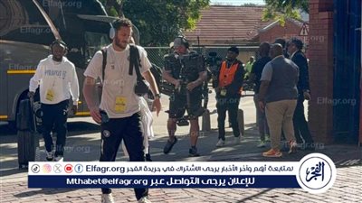 فريق بيراميدز يصل ملعب مباراة صن داونز