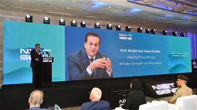 “عبدالغفار” يشارك في إطلاق المرحلة الجديدة من اختبار الجین الریاضي