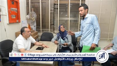 محافظ أسيوط يعقد لقاءا مفتوحا مع المواطنين ويصدر تعليمات فورية بـ حل الشكاوى 