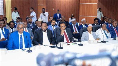 تصعيد سياسي في الصومال.. المعارضة تعقد مؤتمرًا في مقديشو وتلوّح بتشكيل قوات مسلحة