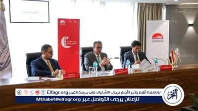 نائب رئيس الوزراء يترأس إحدى لجان اختبارات برنامج 