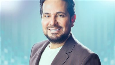 حاتم العراقي يطرح ألبومه الجديد مكوّن من 5 أغانٍ عراقية وموال وأغنية سعودية