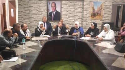 تعليم الجيزة يعقد اجتماعًا طارئًا فجرًا لوضع اللمسات النهائية لامتحانات الشهادة الإعدادية