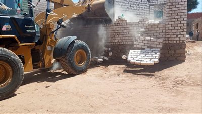 مواجهة حازمة لأوكار وتجار المخدرات.. إزالة ٢٨ حالة تعدى بمنطقة ضمن مبادرة 