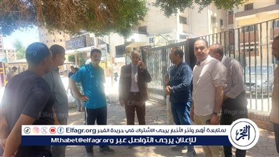 نائب رئيس جامعة أسيوط يتابع أعمال تطوير وتجميل شارع المدينة الجامعية للطلاب 