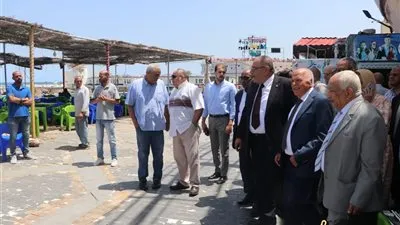 نقيب المعلمين يتفقد تلفيات نادي الشاطئ للمعلمين بالإسكندرية بعد العاصفة الرعدية فجر اليوم