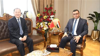 وزير الإسكان يستقبل نائب وزير الاسكان الصيني لبحث مجالات التعاون المشترك