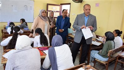 آراء طلاب الإعدادية في امتحان الانجليزي بالقليوبية