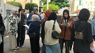 ضبط طالب يقوم بتصوير امتحان الدراسات الاجتماعية بمدرسة بالمنوفية 