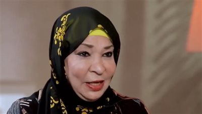 عنايات صالح: قاعدة في البيت مكتئبة بسبب قلة الشغل.. وزعلانة من محمد سامي