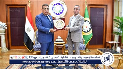 محافظ الدقهلية يكرّم وكيل الري المنتقل ويثمن جهوده