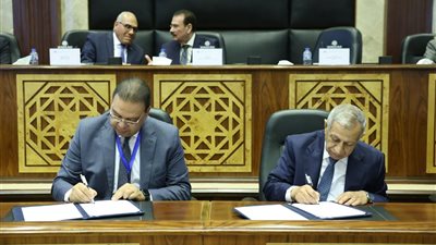 بروتوكول تعاون بين مصنع 144 الحربي والأكاديمية العربية للعلوم والتكنولوجيا والنقل البحري| تفاصيل