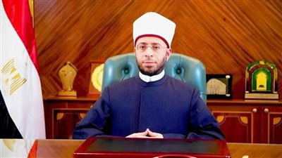 وزير الأوقاف يهنئ 