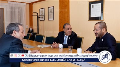 وزﯾﺮ اﻟﺨﺎرﺟﯿﺔ واﻟﮭﺠﺮة ﯾﻌﻘﺪ إﺟﺘﻤﺎﻋًا ﺛﻼﺛﯿًا مع وزﯾﺮي ﺧﺎرﺟﯿﺔ ﻋﻤﺎن وإﯾﺮان