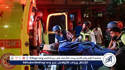 عاجل- شاهد بالصور والفيديو.. دمار وإصابات في تل أبيب بعد قصف صاروخي إيراني مباشر