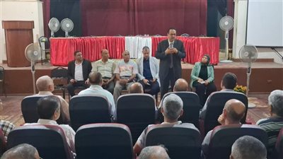 وكيل تعليم الغربية يناقش الاستعدادات النهائية لامتحانات الثانوية العامة