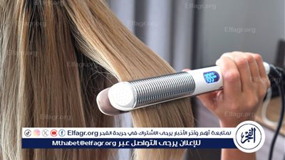 أضرار استخدام المكواة والسيشوار على الشعر في فصل الصيف