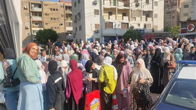 توافد طلاب الثانوية العامة على لجان الامتحانات بالقليوبية - صور