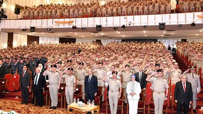 القوات المسلحة بالتعاون مع وزارة الإتصالات تنظم لقاء تعريفى لمبادرة معهد تكنولوجيا المعلومات لتدريب المجندين 