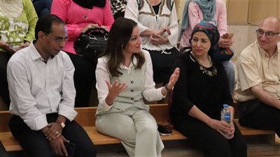 نائب محافظ الجيزة تشارك بافتتاح فعاليات المعرض المؤقت 