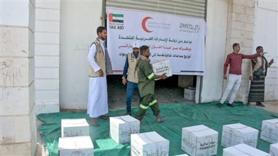 15 ألف مستفيد من مساعدات غذائية إماراتية في حضرموت