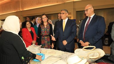 محافظ الجيزة: معرض الحرف اليدوية يعكس رؤية الدولة لدعم الصناعات وتمكين المرأة