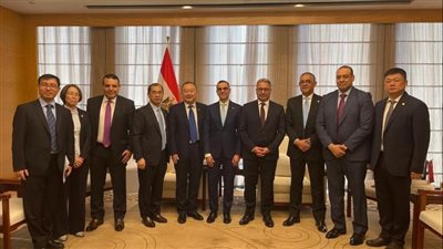 وزير الاستثمار يبحث مع شركات صينية فرص التعاون في الطاقة وتحلية المياه والصناعات الاستراتيجية