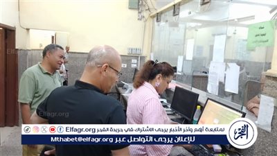 رئيس مركز صدفا بأسيوط يتابع سير العمل بالمركز التكنولوجي لخدمة المواطنين 