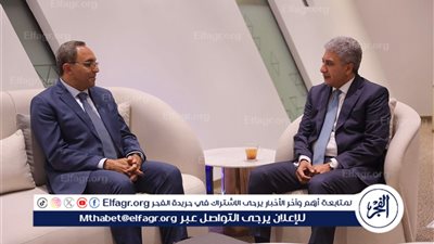 وزير السياحة والآثار يلتقي بمحافظ قنا لبحث سبل التعاون المشترك للترويج للمقومات والمنتجات السياحية بالمحافظة