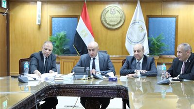  عبد اللطيف: تحويل الطالب الذي يتم ضبطه في حالة غش أثناء أداء الامتحان إلى لجنة خاصة لاستكمال الامتحانات بها