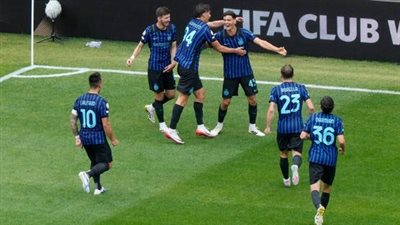 إنتر يصطدم بريفر بليت بحثًا عن صدارة المجموعة وتفادي دورتموند