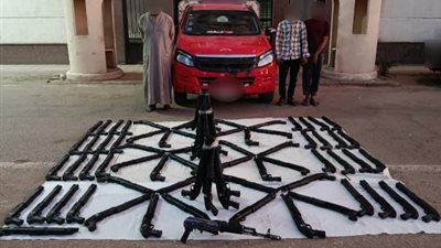 ضبط متجرى المواد المخدرة والأسلحة ومصرع عنصرين جنائيين شديدى الخطورة عقب تبادل إطلاق النيران مع قوات الشرطة بسوهاج