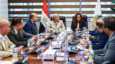 ياسمين فؤاد: ضرورة وجود موارد مالية مستدامة لتمويل منظومة المخلفات 