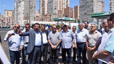 لجنة الإدارة المحلية بالبرلمان تتفقد مشروعات حماية الشواطئ وتوسعة الكورنيش ومترو أبو قير